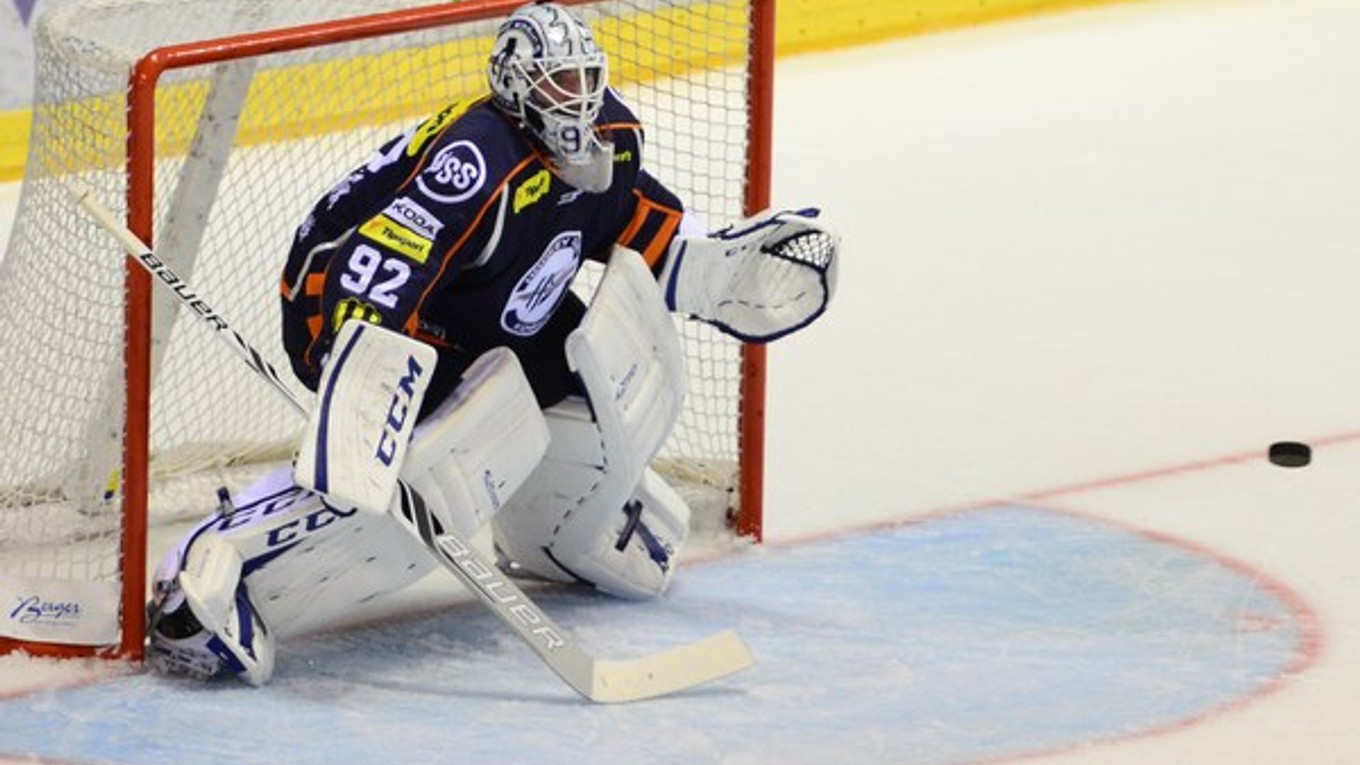 Brankár Marcel Melicherčík bojuje v príprave HC Košice o post jednotky tímu.