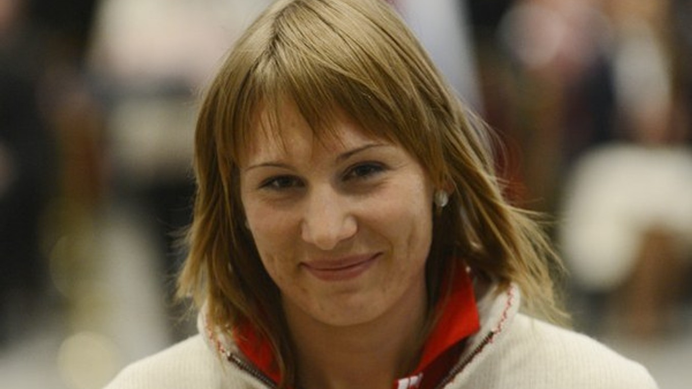 Anastasia Kuzminová je prvá biatlonistka, ktorá na zimnej olympiáde obhájila víťazstvo v jednej disciplíne.