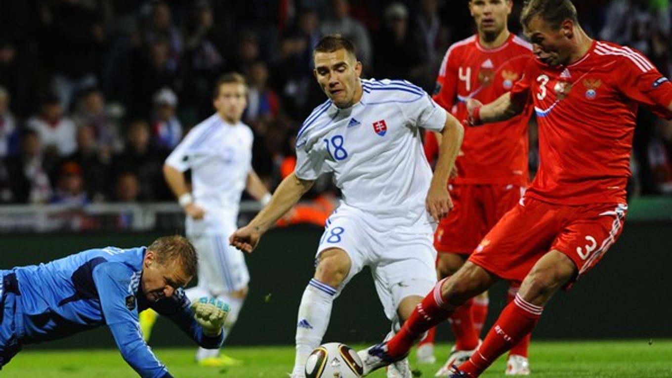 Jendrišek (v strede).