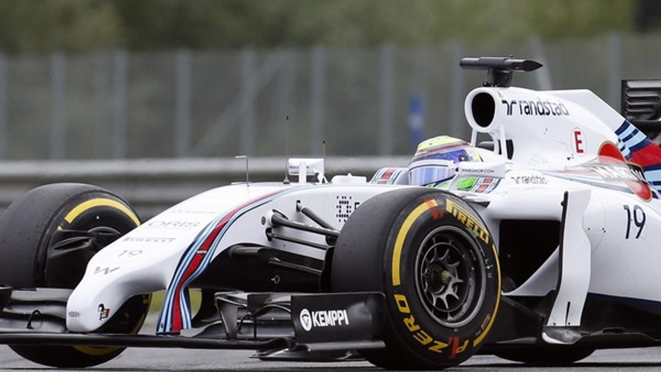 Brazílčan Felipe Massa počas kvalifikácie v Rakúsku.