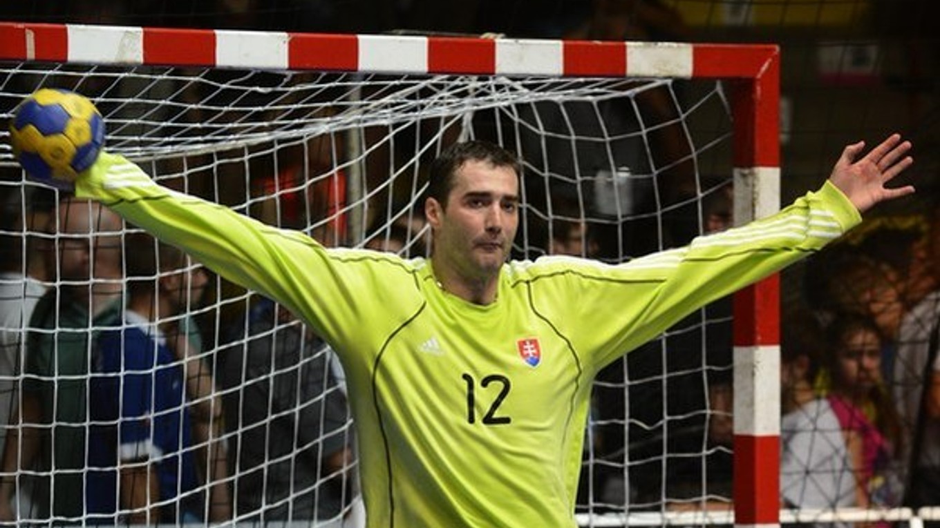 Richard Štochl výborným výkonom pomohol ukrajinskému klubu GK Motor Záporožie postúpiť do vyraďovacej časti Ligy majstrov.