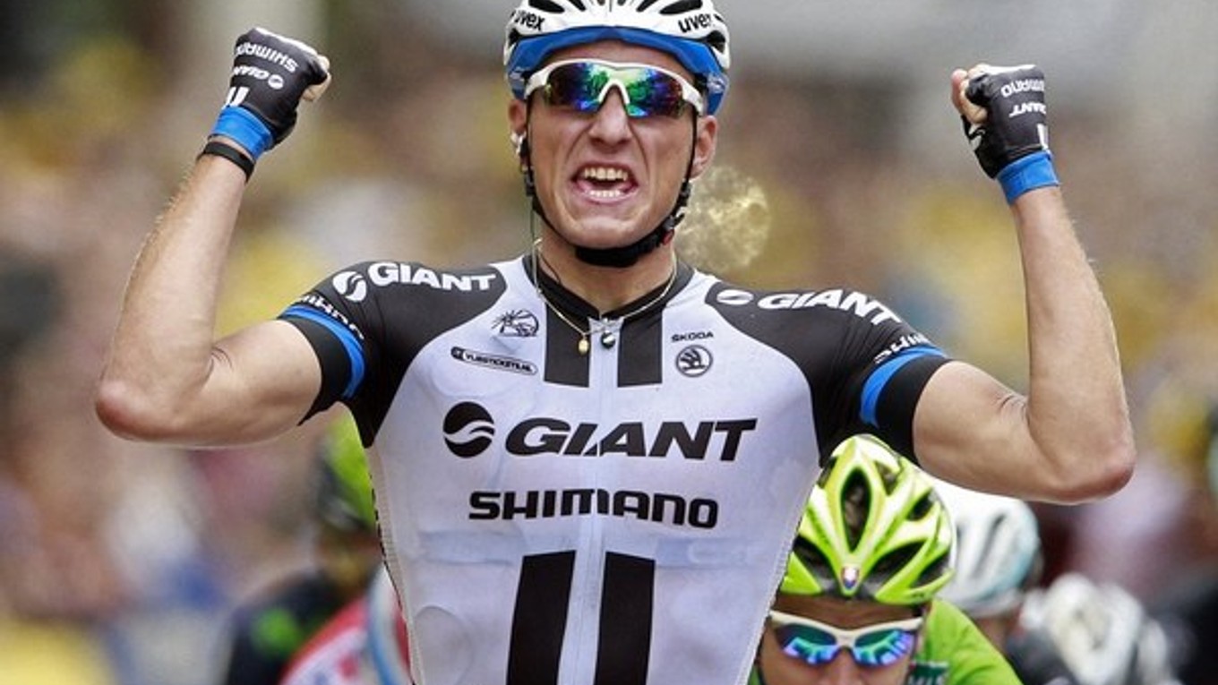 Marcel Kittel vyhral tretiu etapu TdF, za ním je Peter Sagan.