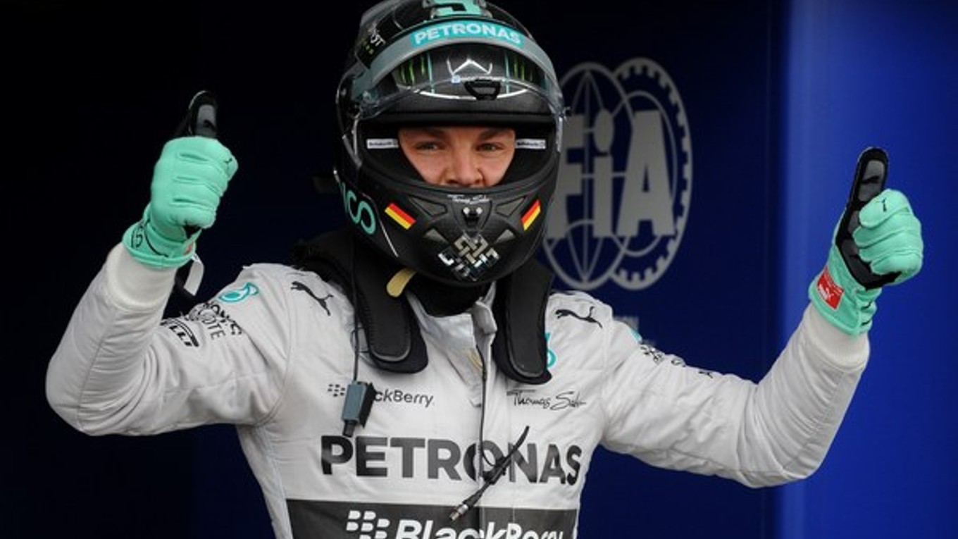 Nico Rosberg ešte so starou prilbou.