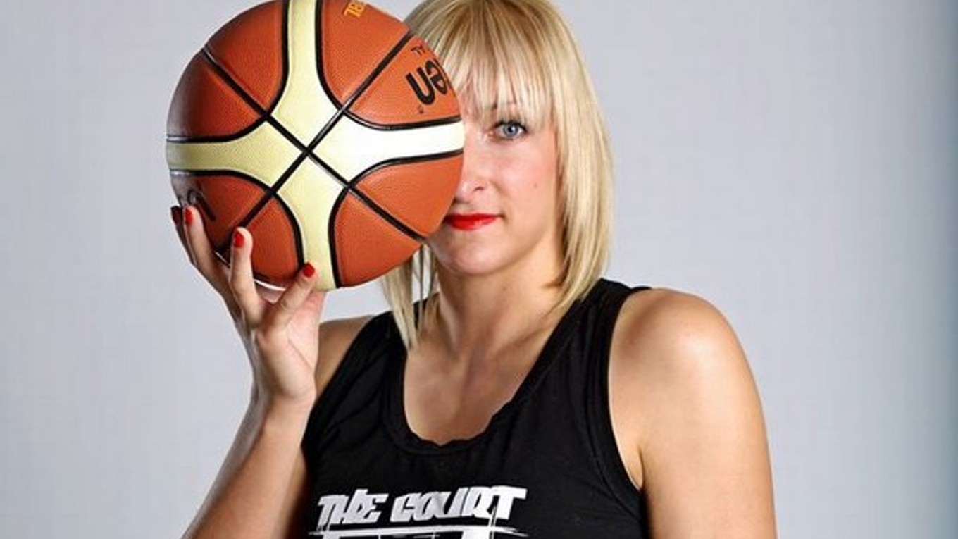 Nemecká pivotka Katharina Fikielová podpísala zmluvu s Good Angels.