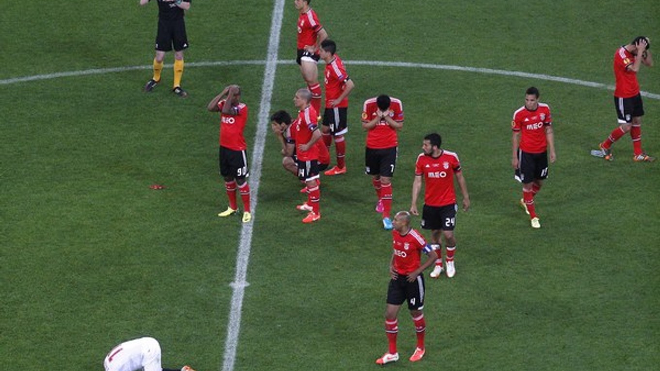 Benfica smúti.