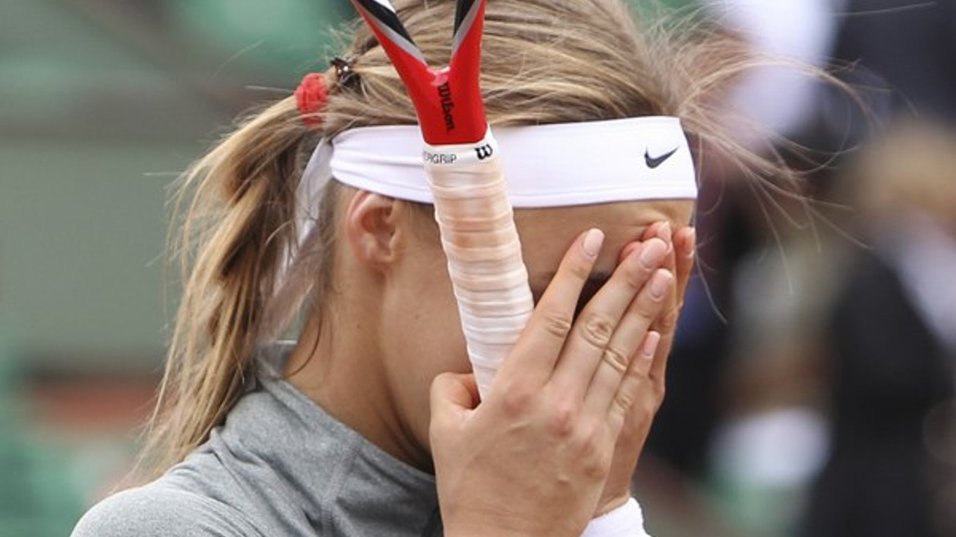Anna Karolína Schmiedlová (56. vo WTA) zdolala v druhom kole grandslamového Roland Garros bývalú svetovú jednotku Venus Williamsovú 2:6, 6:3, 6:4 a po najväčšom víťazstve svojej kariéry bola nesmierne šťastná.