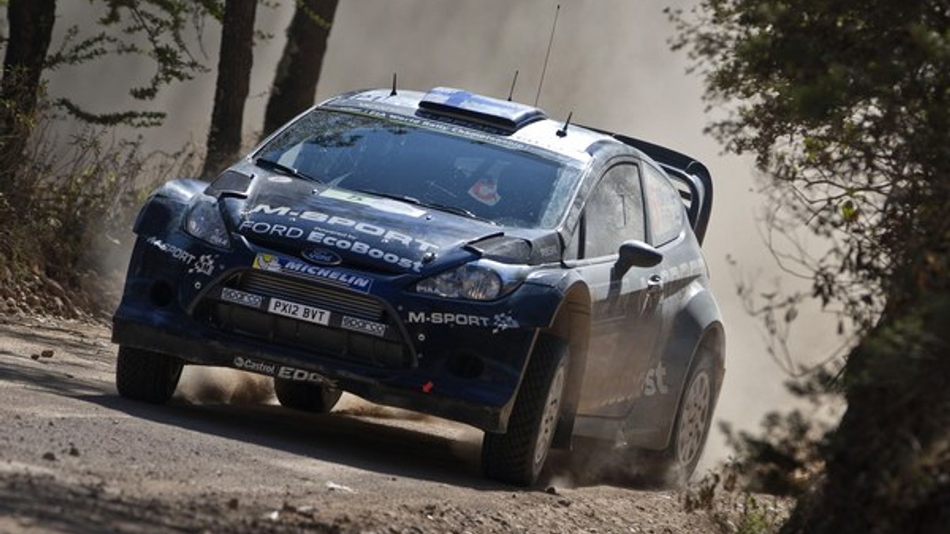 Mikko Hirvonen na Forde Fiesta.