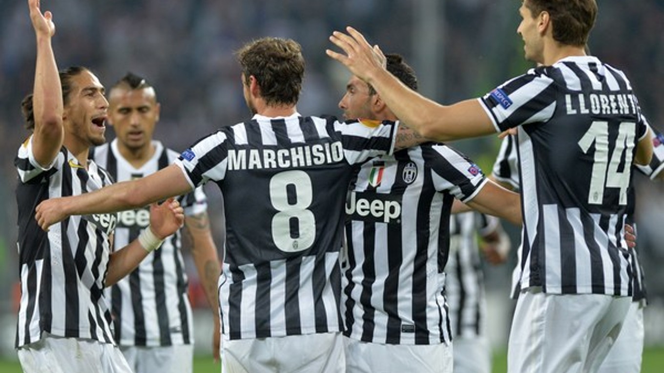 Juventus Turín zabojuje o finále proti Benfice Lisabon.