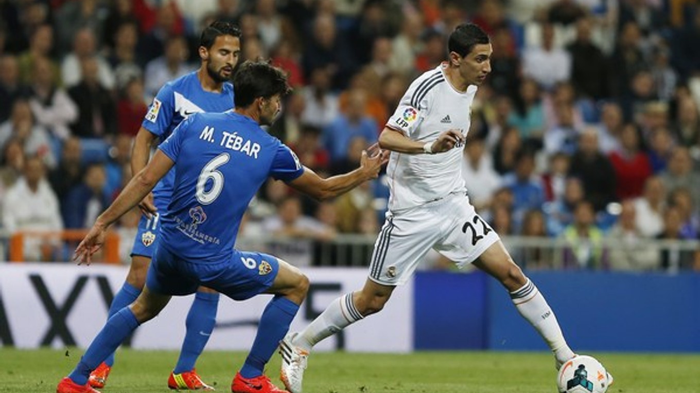 Hráč Almerie Marcos Tebar.