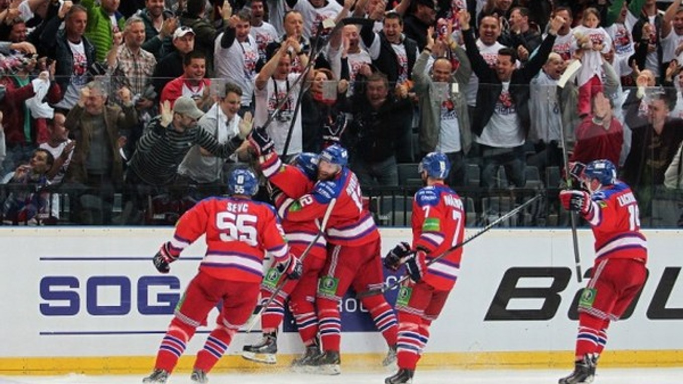 O víťazovi KHL rozhodne až zápas číslo sedem.