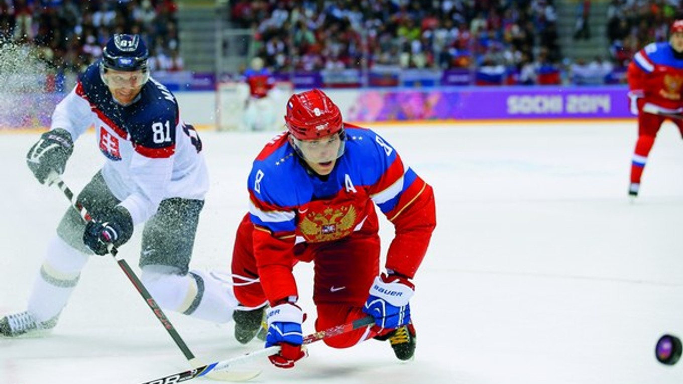 Olympiáda sa Alexandrovi Ovečkinovi nepodarila, nepresadil sa ani v súbojoch s Mariánom Hossom.