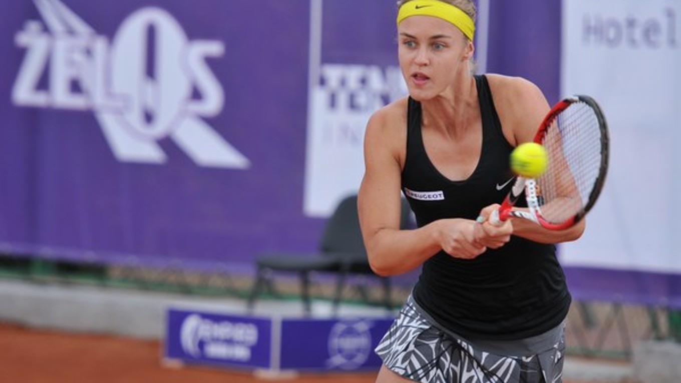 Anna Karolína Schmiedlová počas štvrtkového zápasu na turnaji v Trnave.