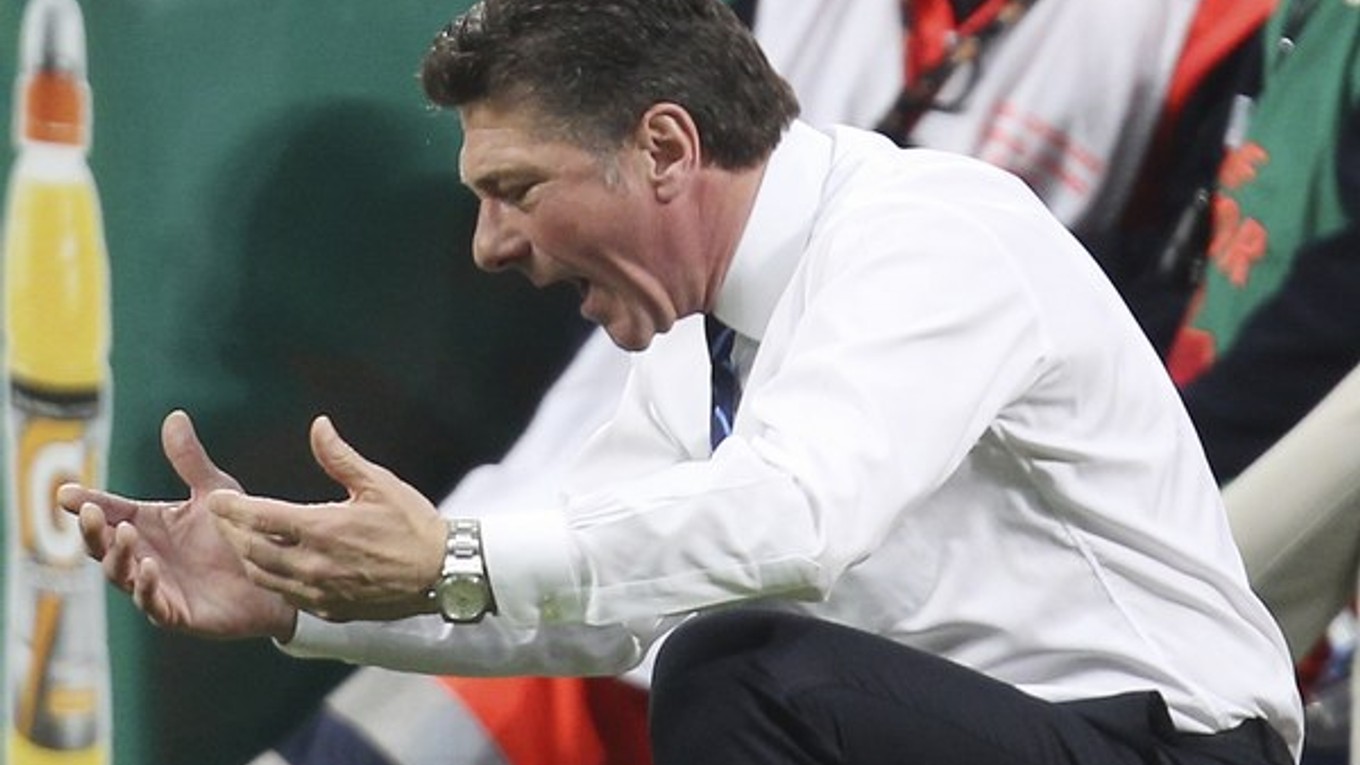 Walter Mazzarri bude Inter Miláno trénovať aj v budúcej sezóne.