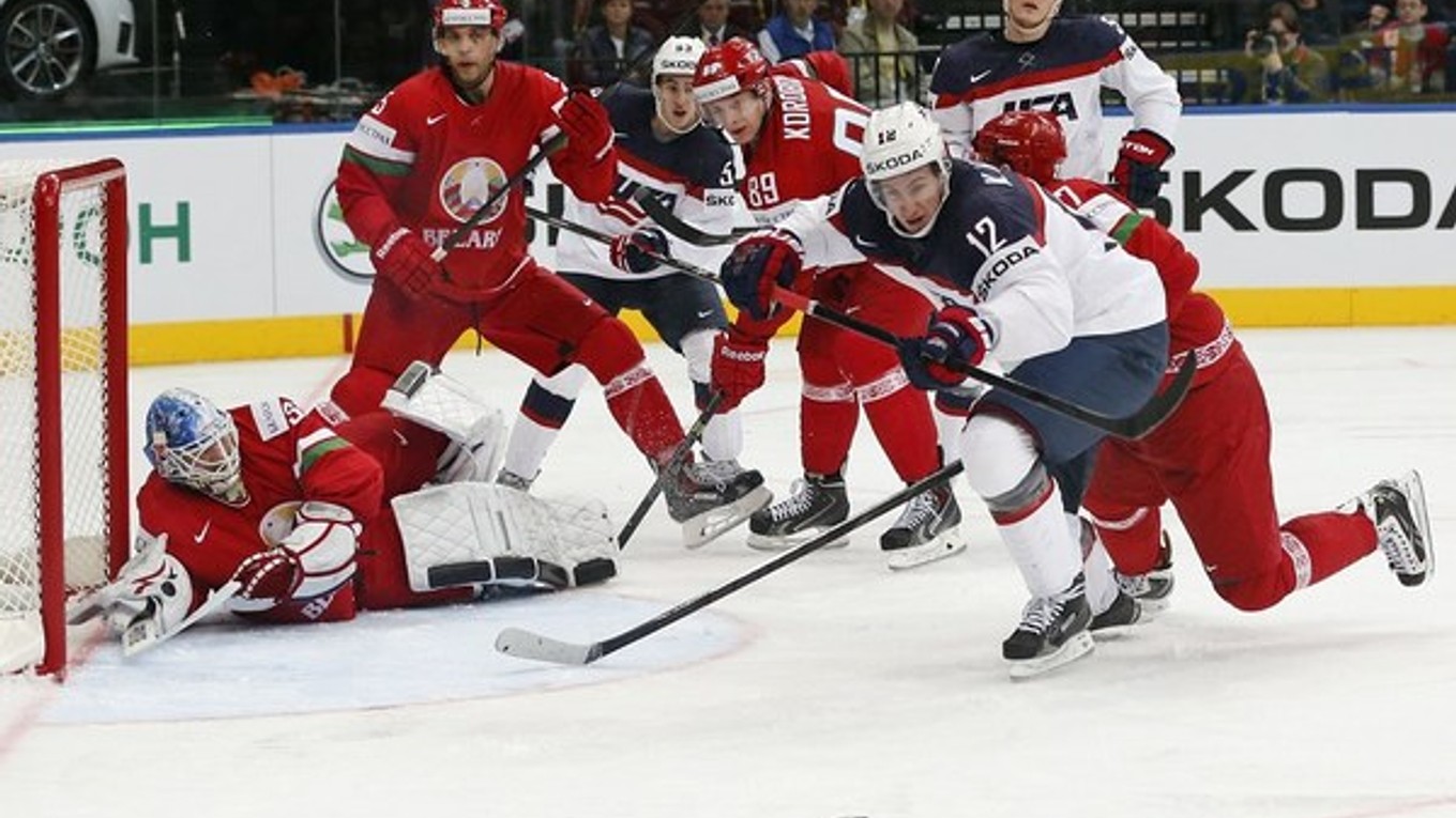 Bieloruskí hokejisti vo svojom prvom zápase na turnaji podľahli USA.