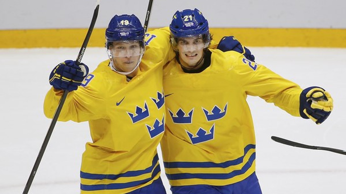 Bäckström (vľavo) so spoluhráčom Erikssonom.