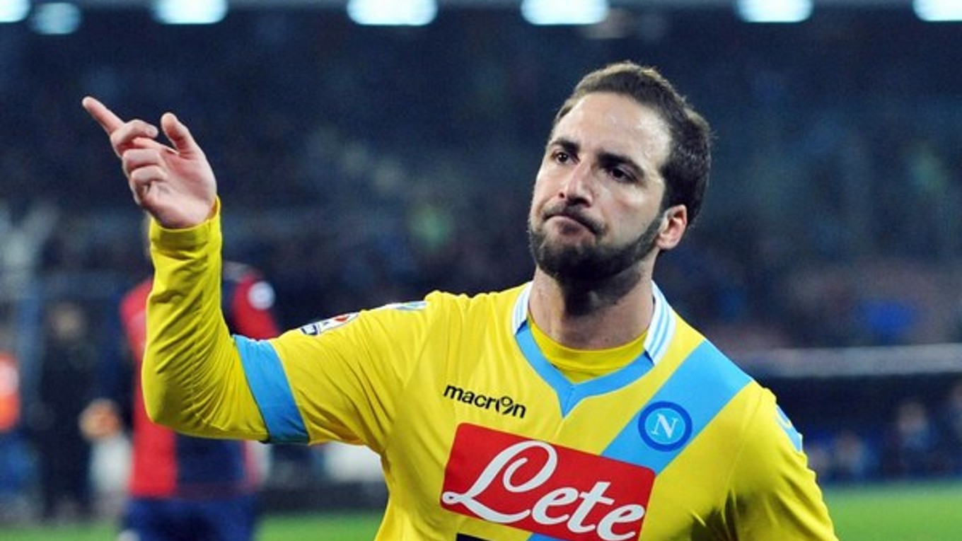 Higuaín strelil gól Neapola.