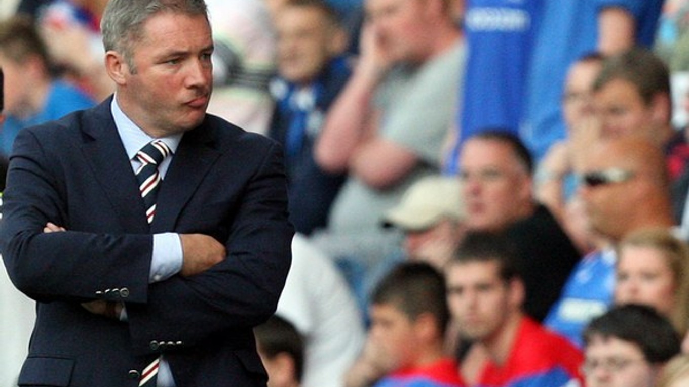 Tréner Rangers Ally McCoist.