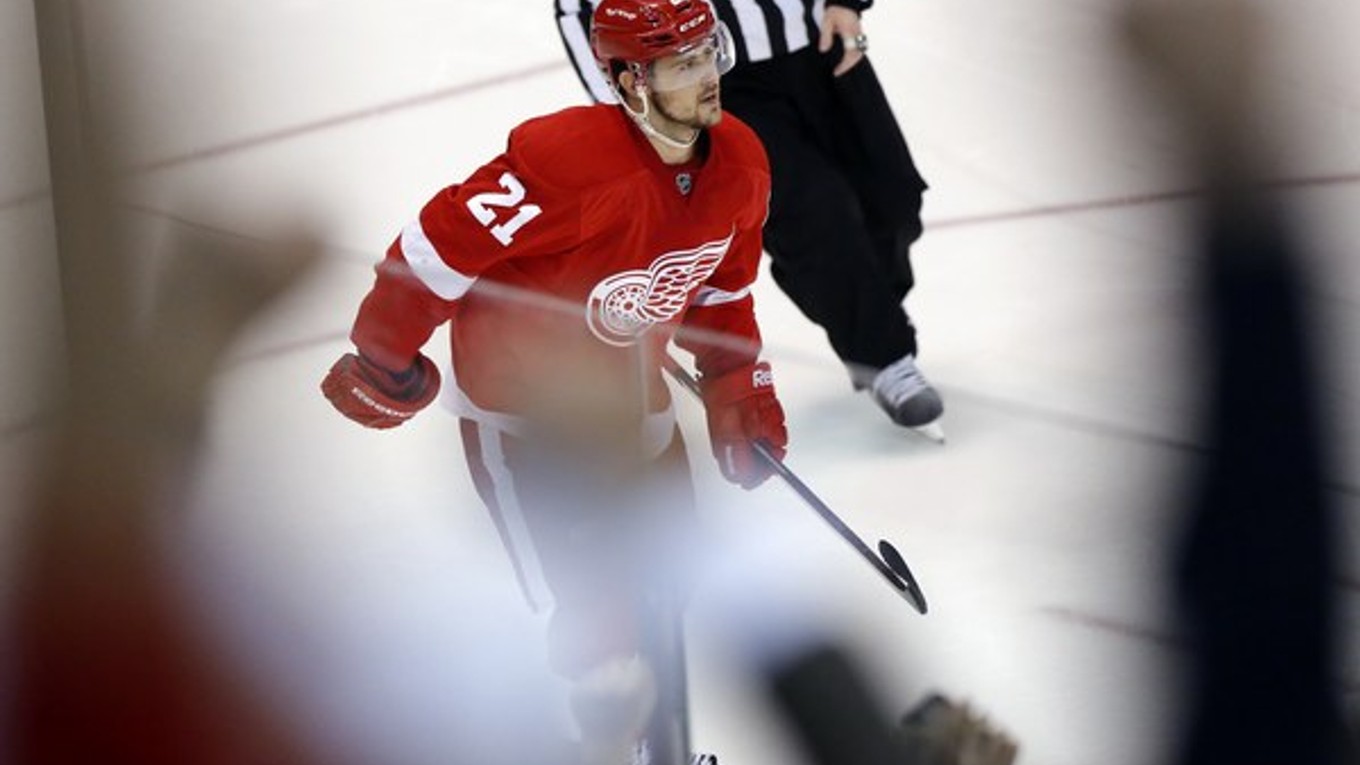 Slovák Tomáš Tatar priviedol samostatným nájazdom k výhre Detroit.