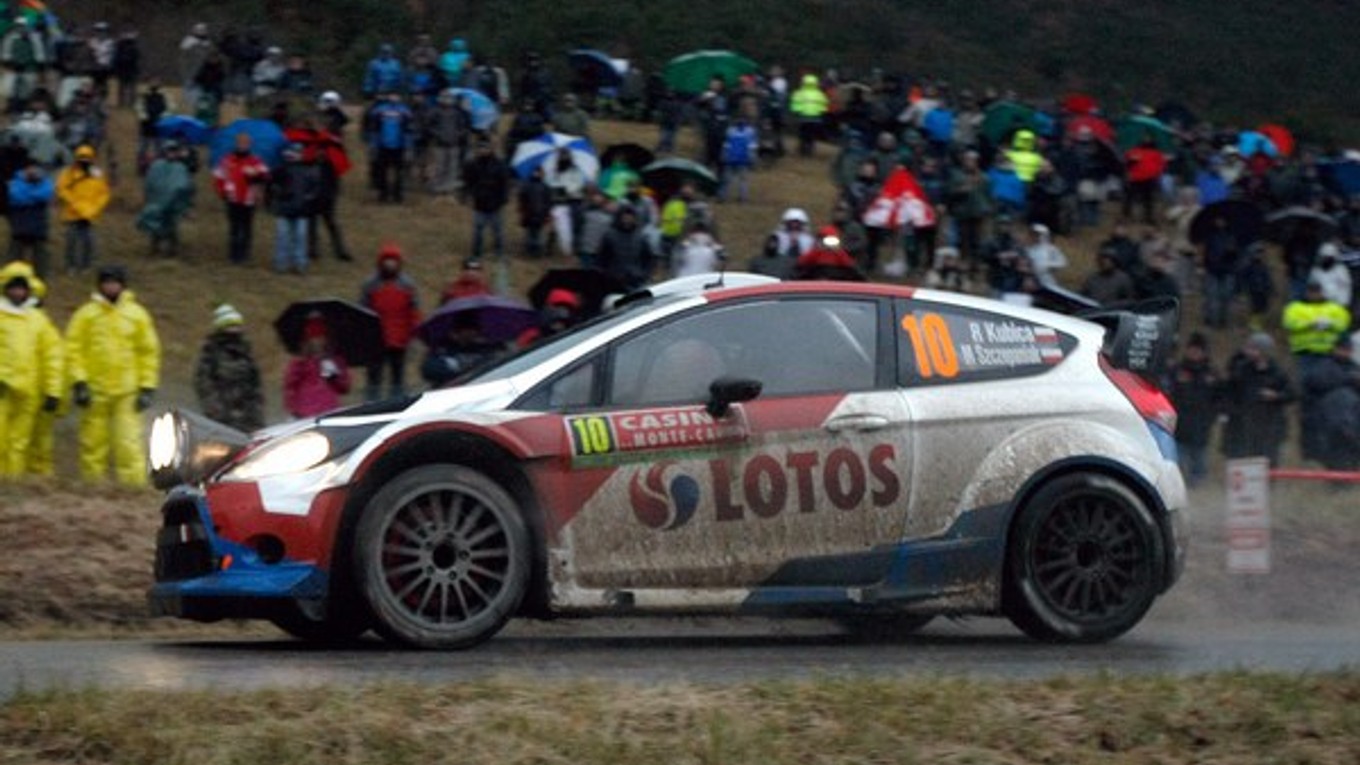 Poliak Robert Kubica musel na Rely Monte Carlo odstúpiť zo štvrtej pozície.
