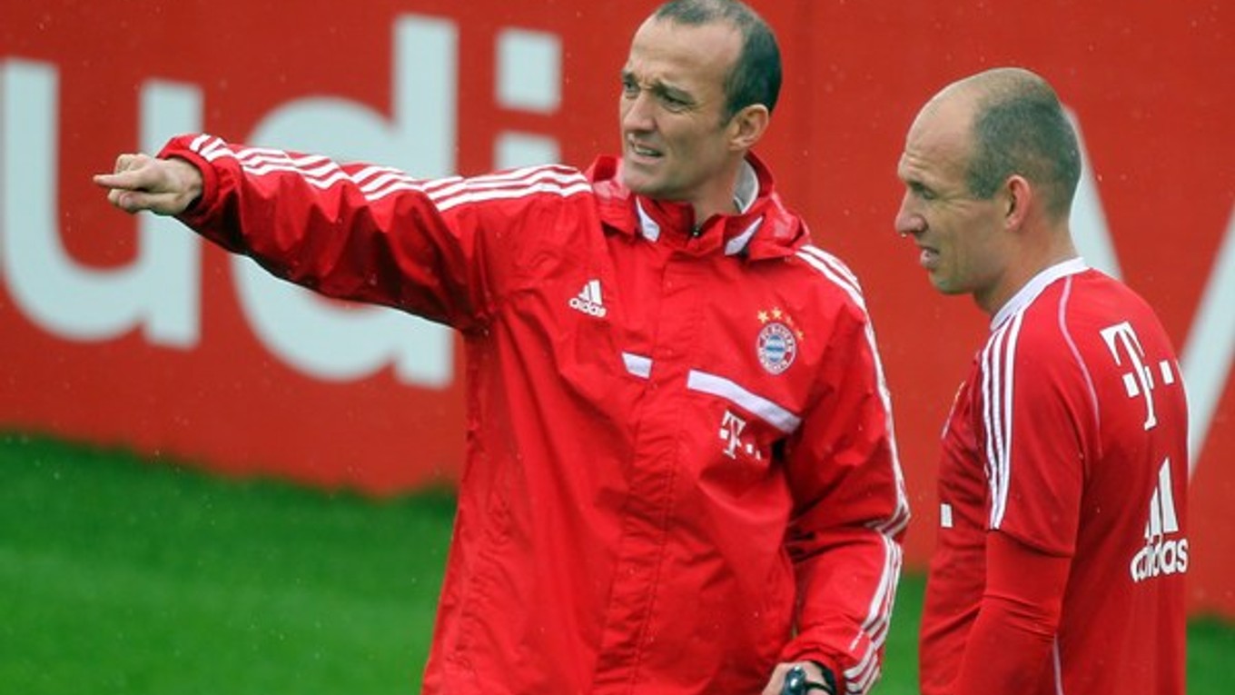 Arjen Robben (vpravo), ilustračná snímka.