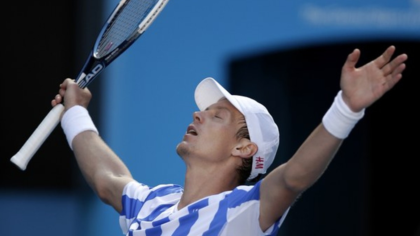 Český tenista Tomáš Berdych si v Melbourne zahrá semifinále.