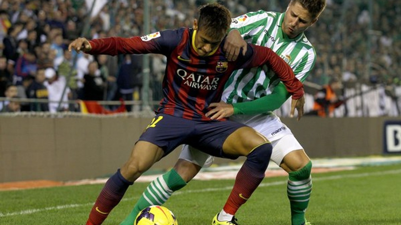 Neymar sa v Barcelone rozbehol a v posledných zápasoch predvádza skvelé výkony.