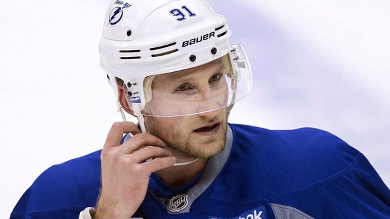 Stamkos v 17 dueloch tejto sezóny zaznamenal 23 bodov, pričom so 14 gólmi bol do zranenia najlepším strelcom NHL.