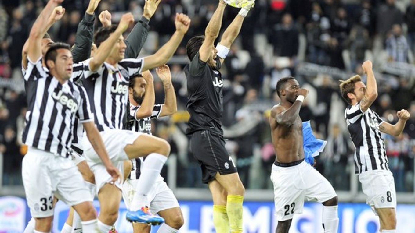 Juventus má s fanúšikmi problém.