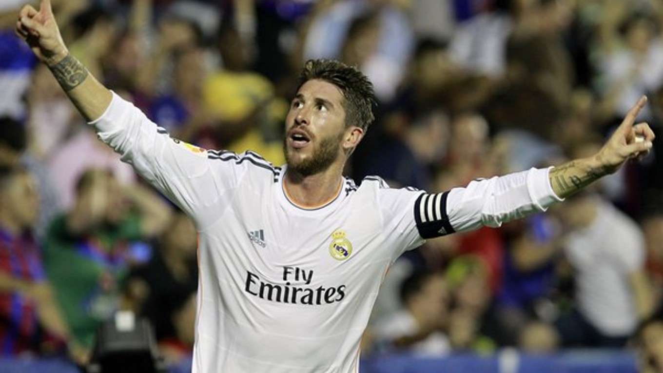 Sergio Ramos je jedným z kandidátov na účasť v zostave roku.