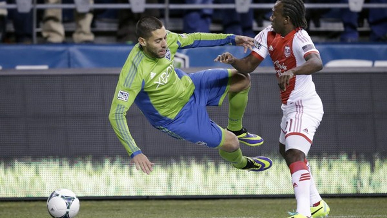 Clint Dempsey (vľavo) v drese Seattle Sounders v americkej MLS.