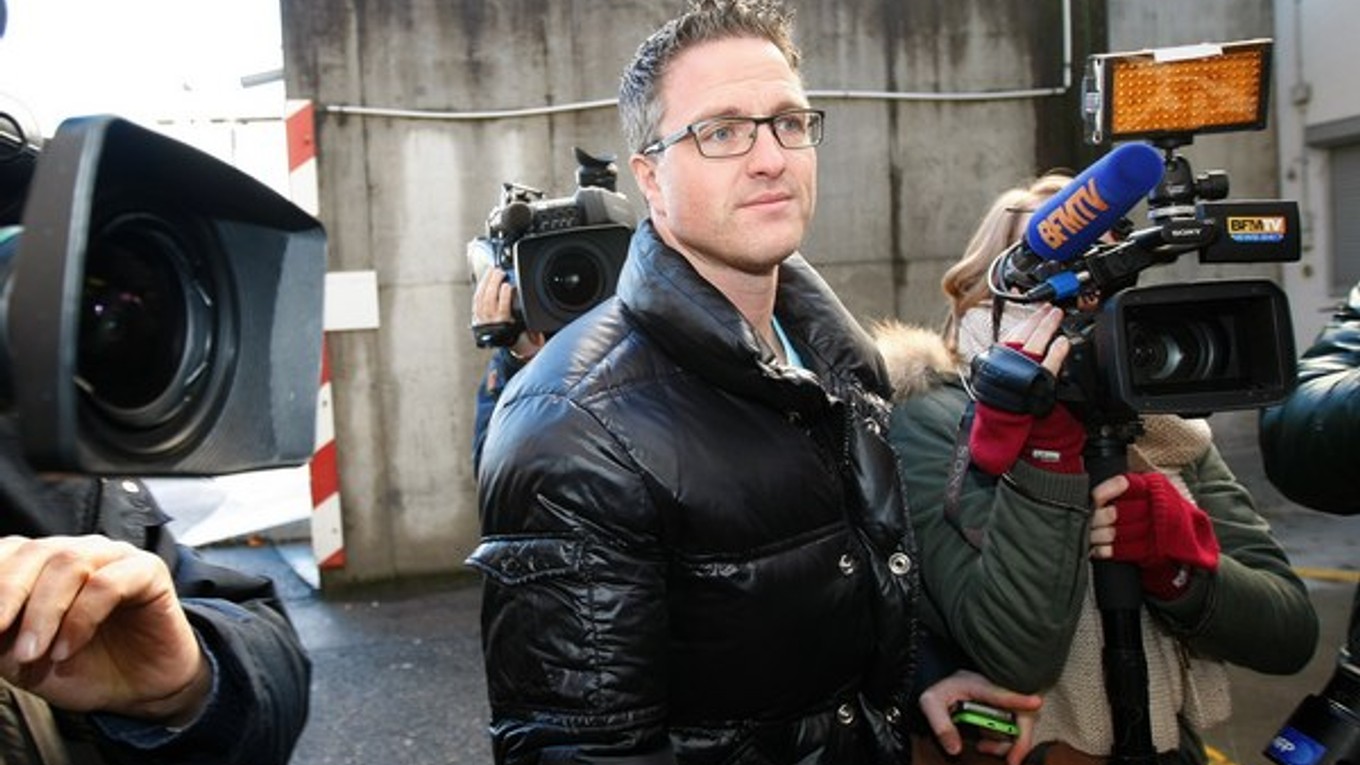 Michaelov brat Ralf Schumacher prišiel v nedeľu do nemocnice v Grenoble.