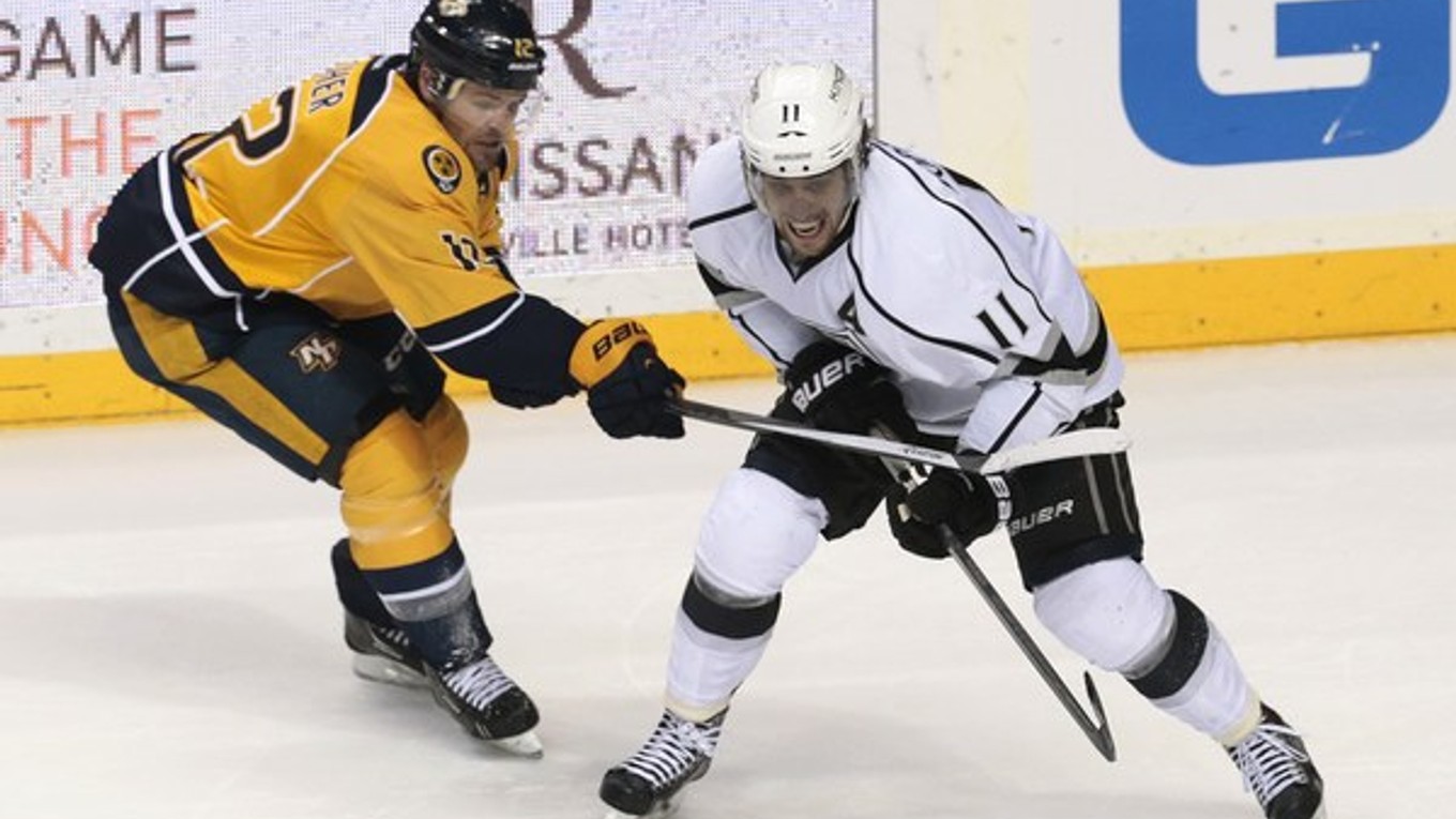 Asistent kapitána Los Angeles Kings (v bielom) Anže Kopitar si zahrá na olympiáde za Slovinsko.