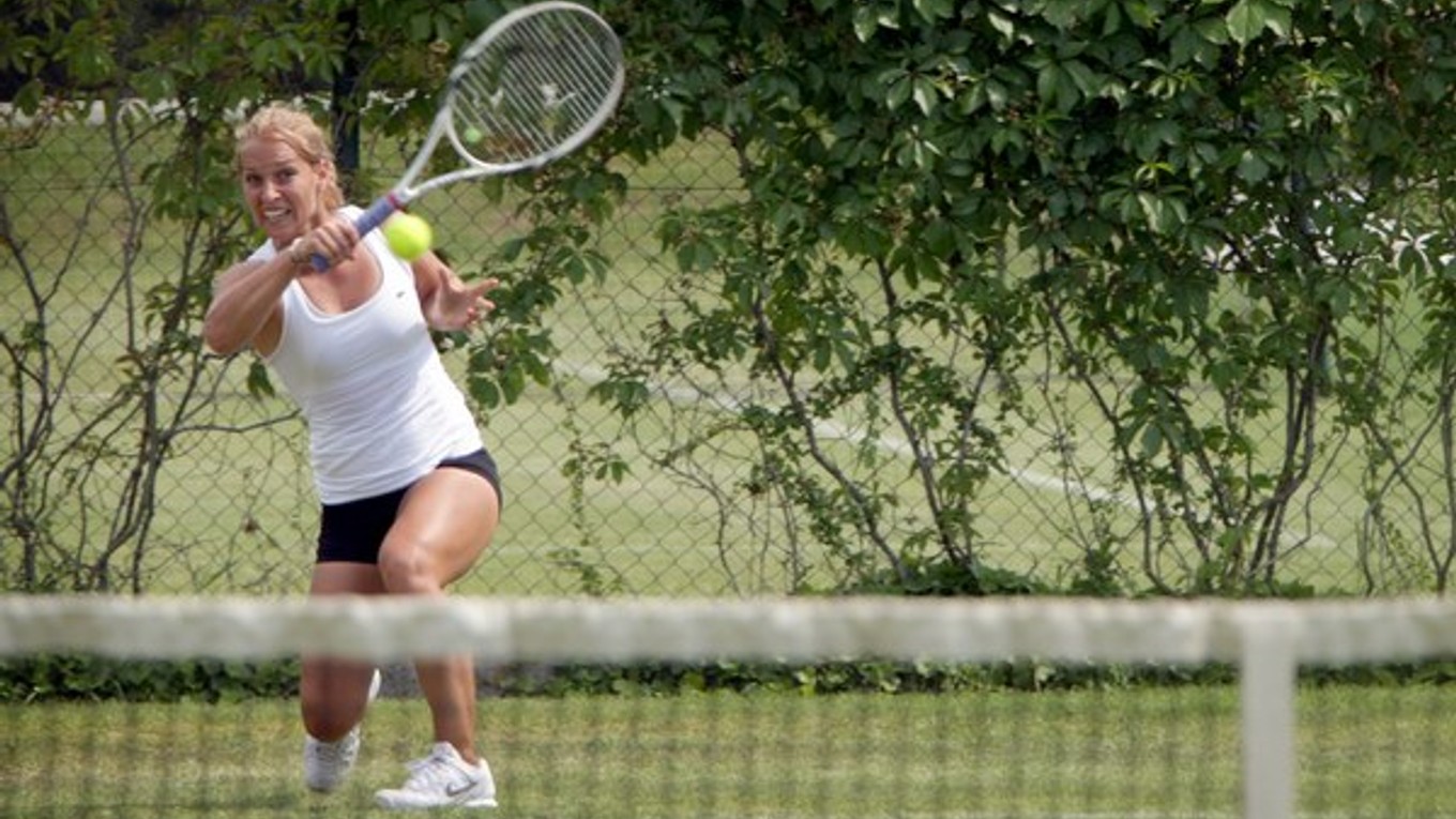 Dominika Cibulková patrí dlhodobo do svetovej špičky. Táto sezóna jej síce nevyšla ako minulá, ktorú ukončila na 15. mieste tenisového rebríčka. V uplynulej sezóne vybojovala titul na turnaji v Stanforde. Na okruhu WTA vyhrala celkovo tri turnaje. Veľmi s