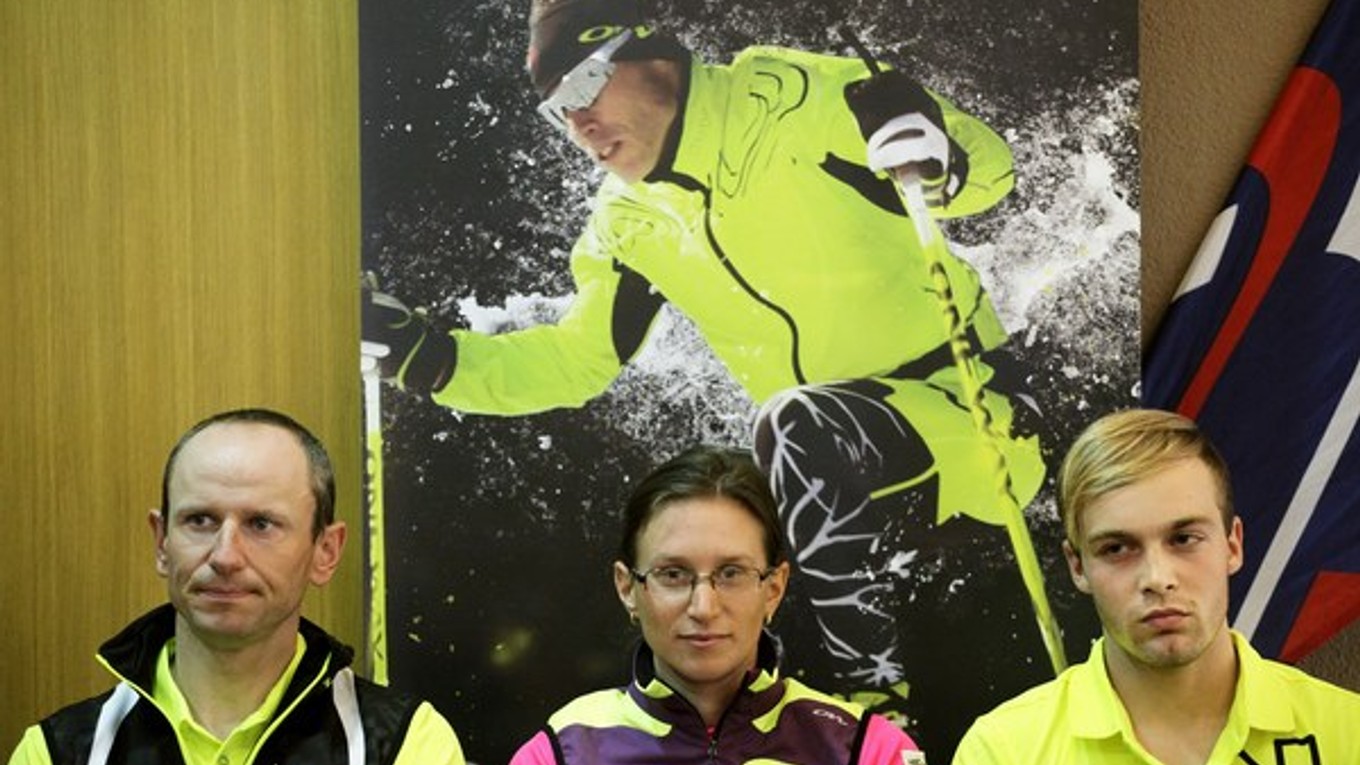 Sprava reprezentanti SR Andrej Segeč, Alena Procházková a Martin Bajčičák.