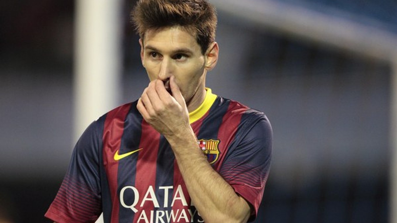 Lionel Messi dostane v útoku argentínskej reprezentácie hviezdnych kolegov z talianskej a anglickej ligy.