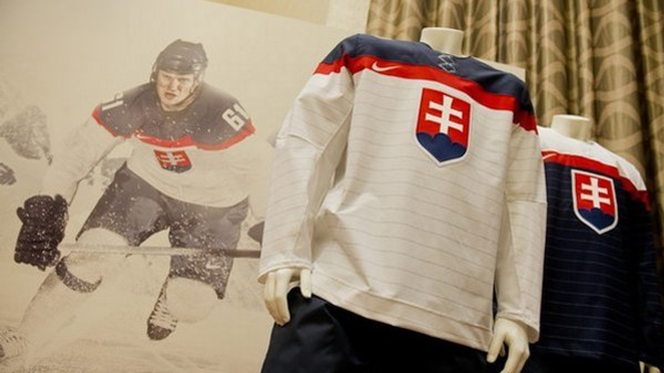 Hymna na slovenských dresoch zaujala hokejových fanúšikov po celom svete.