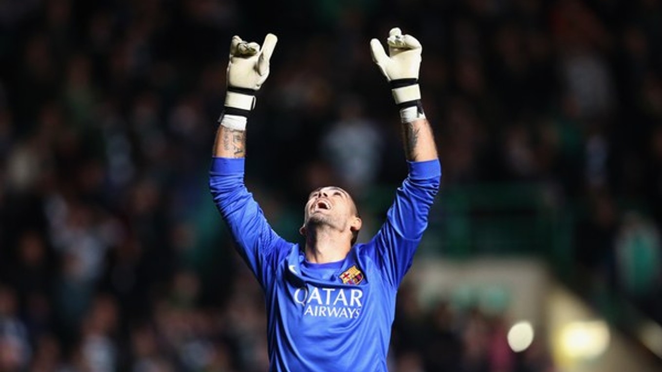 Victor Valdes sa zranil v prípravnom zápase Španielska s JAR.