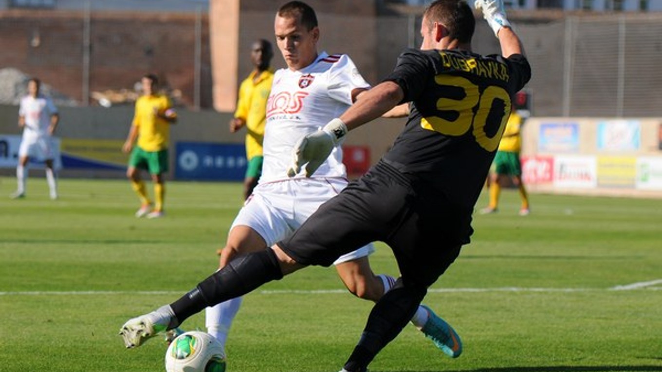 Martin Dúbravka odchytal celý zápas za Spartu.