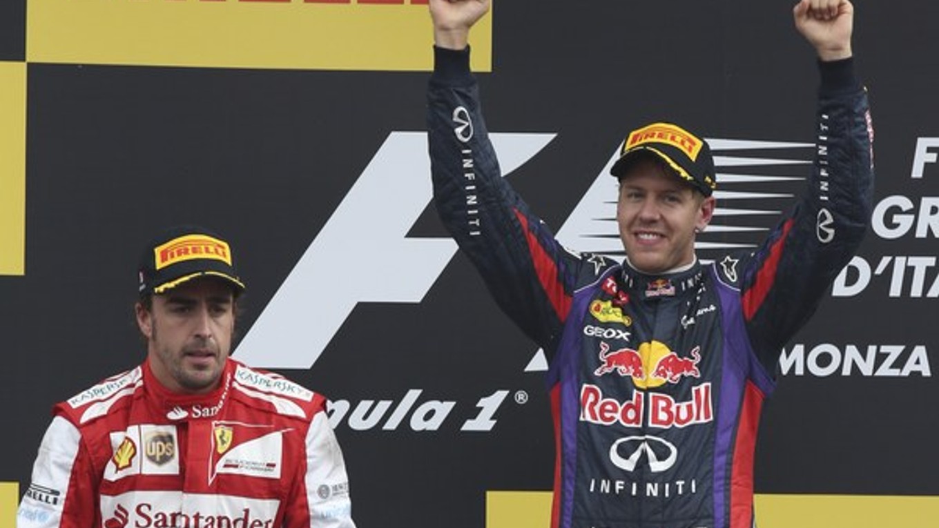 Porazený Alonso, víťazný Vettel.