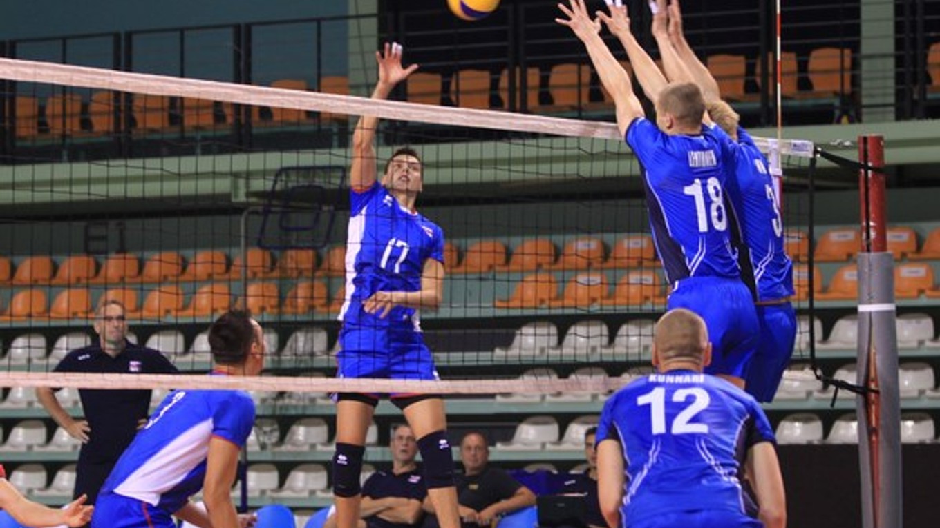 Na snímke vľavo František Ogurčák.