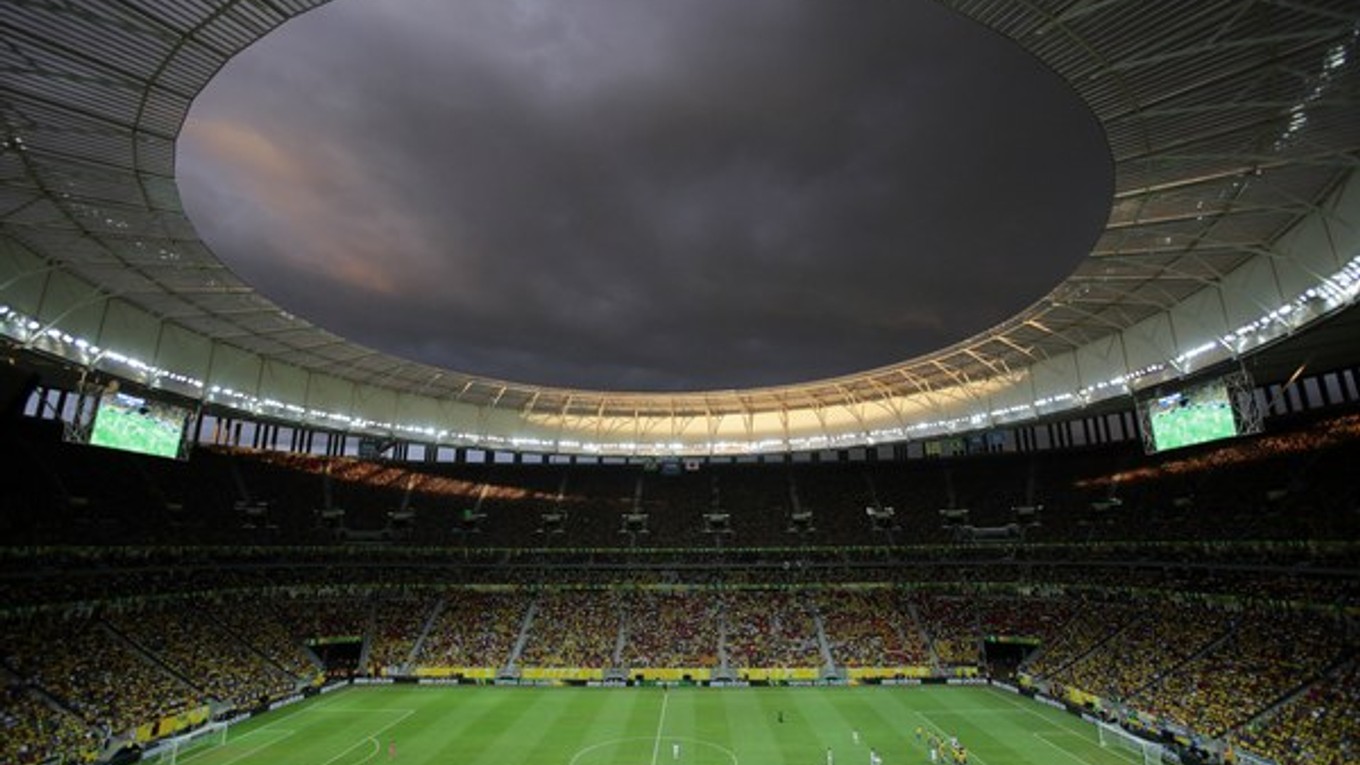 Štadión Mane Garrincha v hlavnom meste Brasilia.