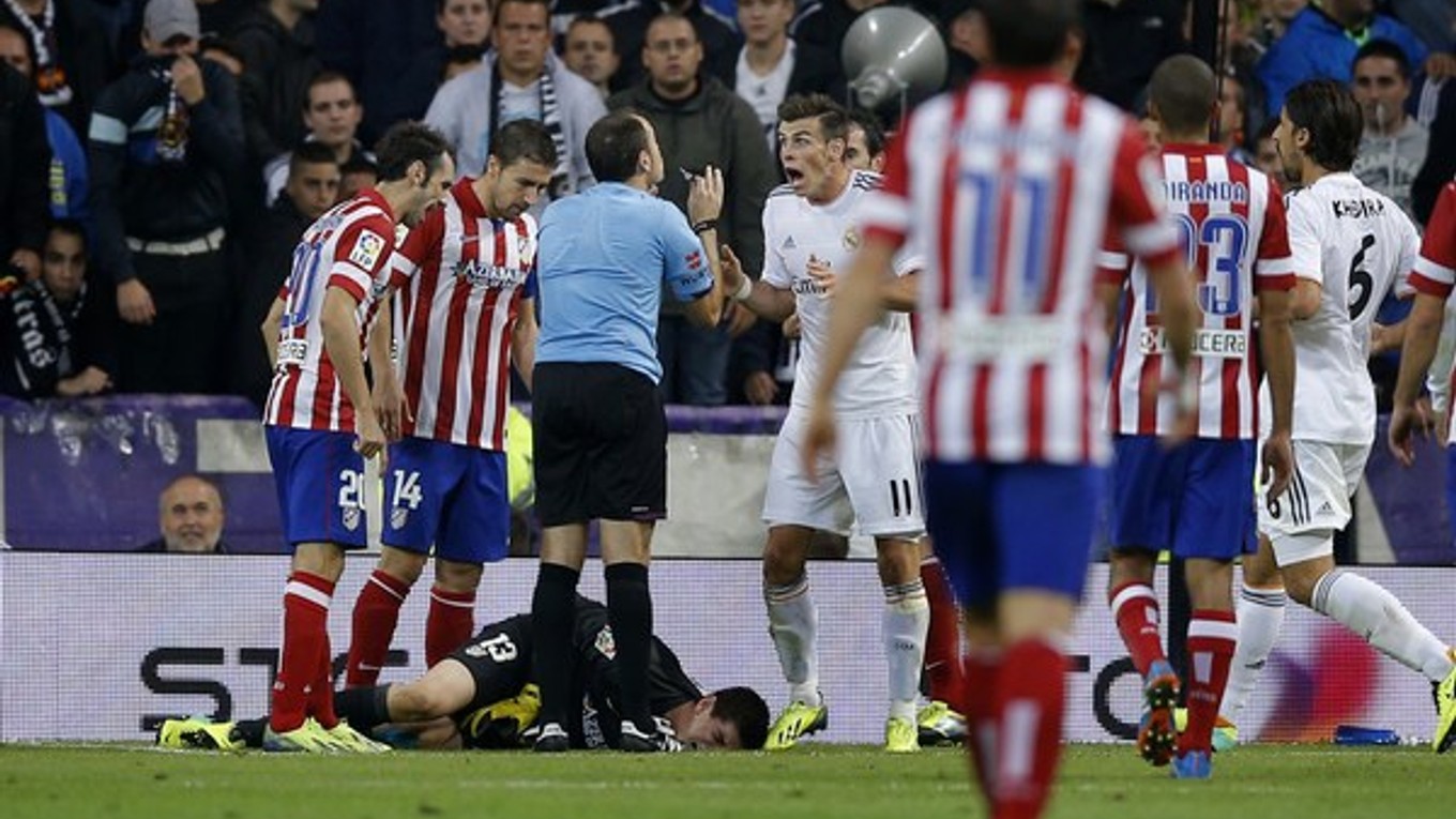 Bale sa čuduje, prečo rozhodca neodpískal rohový kop pre Real.