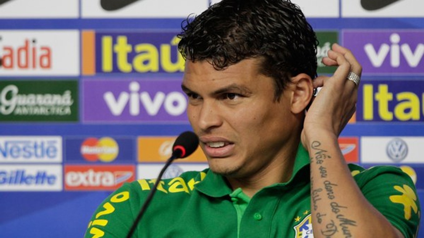 Barcelona chce kapitána Brazílie Thiaga Silvu.