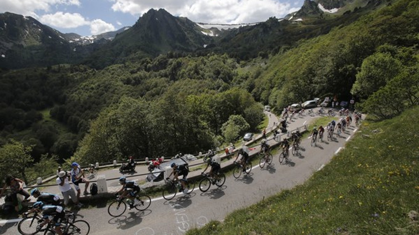 V porovnaní so štartom v Castres pretekári nastúpali vyše 1800 výškových metrov na Col de Pailhéres.