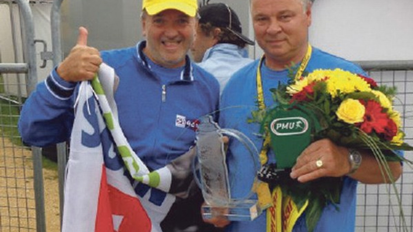 Mediálny manažér Jozef Korbel (vľavo) a Ľubomír Sagan.