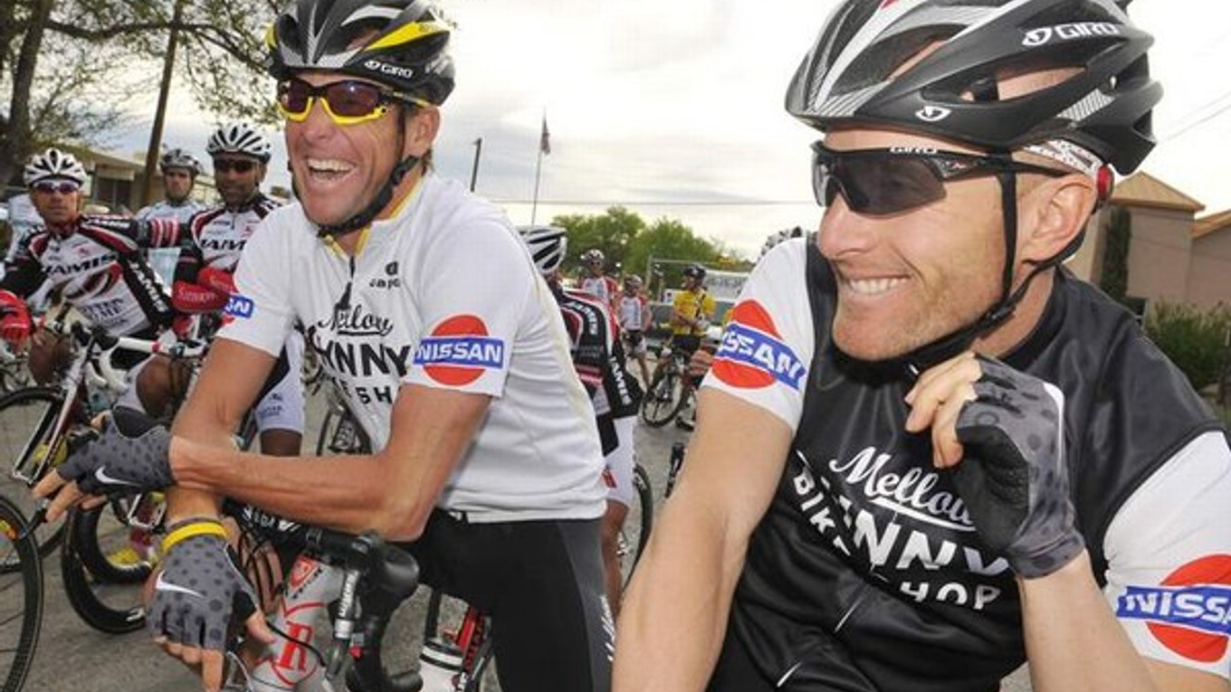 Levi Leipheimer (vpravo) a Lance Armstrong