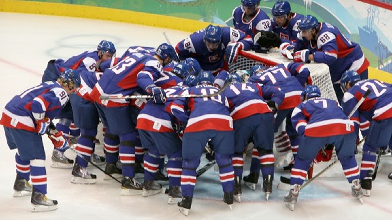 Slovensko skončilo v Turíne 2006 na 5. mieste, vo Vancouvri 2010 na 4. mieste. Po štyroch rokoch bude olympijský turnaj v Soči.