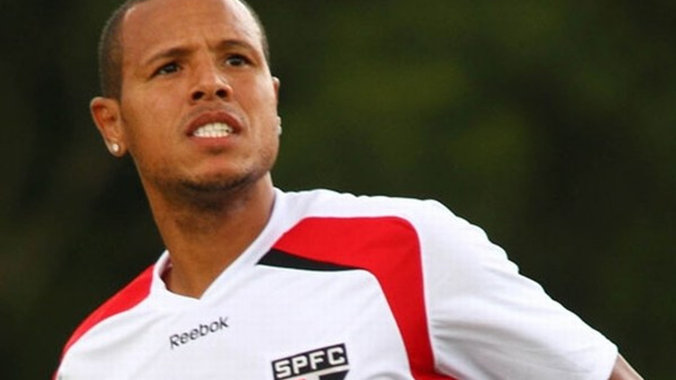 Luis Fabiano.