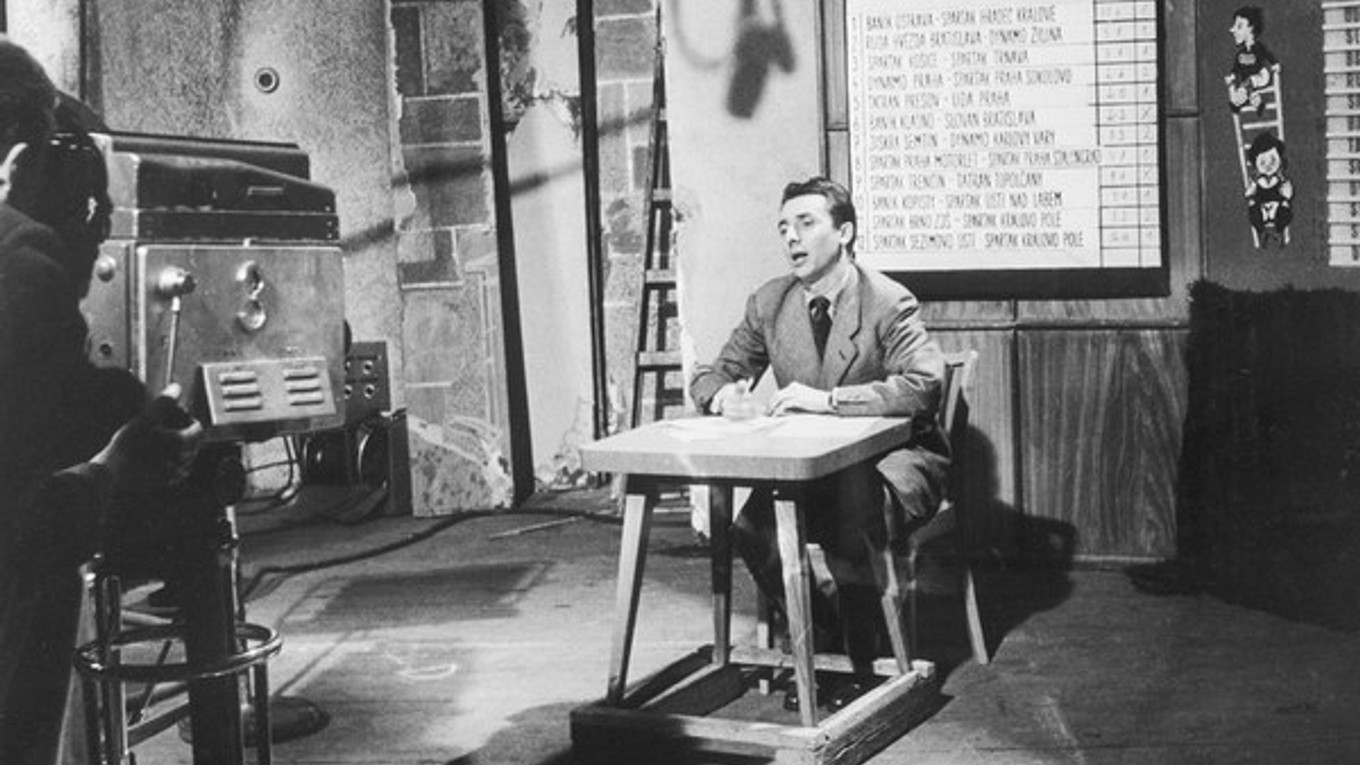 Vít Holubec stál na začiatku športového komentovania v Československej televízii.