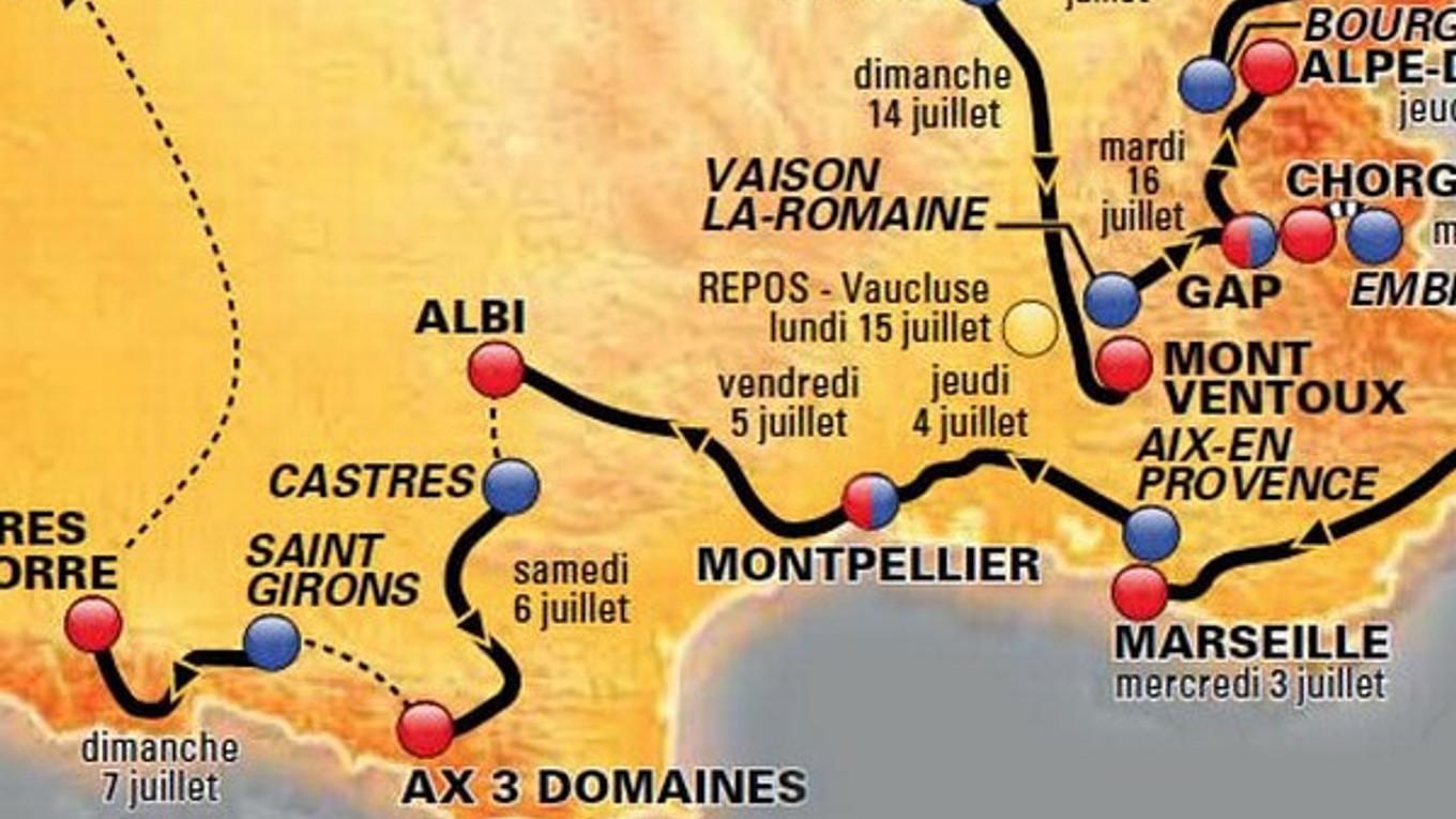 Časť tohtoročnej Tour. Po príchode do Bagneres-de-Bigorre v rámci 9. etapy nastáva letecký presun cyklistov do Saint-Nazaire.